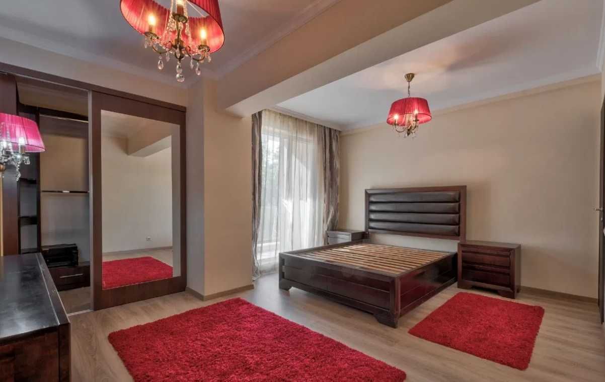 Дава се под наем Двустаен апартамент в Пловдив, Христо Смирненски - 74 кв.м за 270.3 € - Снимка #1