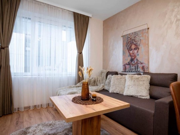 Дава се под наем Тристаен апартамент в София, Малинова долина - 70 кв.м за 777.75 € - Снимка #1