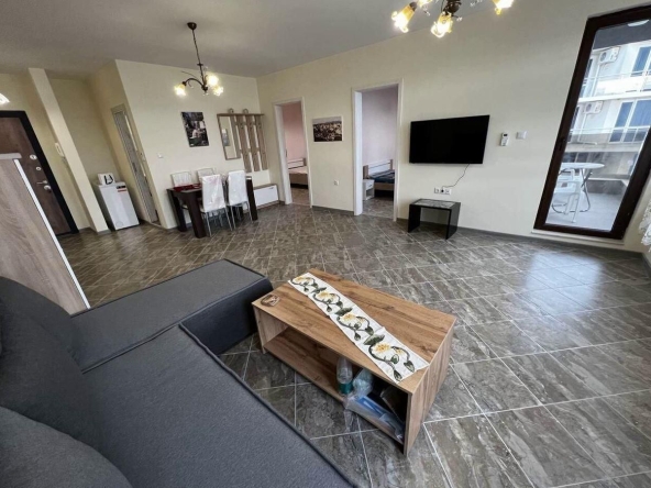 Дава се под наем Тристаен апартамент в Бургас, Сарафово - 90 кв.м за 714 € - Снимка #1