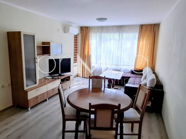 Дава се под наем Двустаен апартамент в Бургас, Лазур - 70 кв.м за 612 € - Снимка #1
