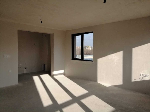 Четиристаен апартамент в Пловдив, Остромила - 157 кв.м за 1115 €/кв.м - Снимка #1