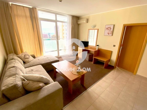 Двустаен апартамент в к.к. Слънчев бряг - 80 кв.м за 813 €/кв.м - Снимка #1