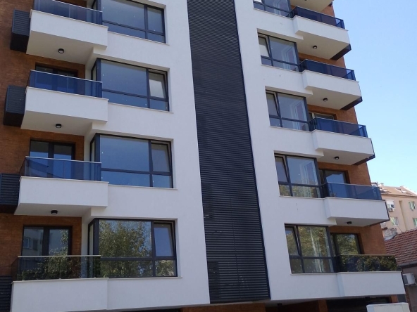 Мезонет в Бургас, Лазур - 117 кв.м за 2308 €/кв.м - Снимка #1