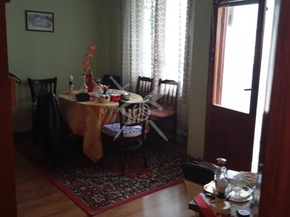 Тристаен апартамент в Бургас, Възраждане - 65 кв.м за 2231 €/кв.м - Снимка #1