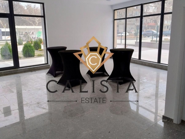 Дава се под наем Магазин в Пловдив, Южен - 70 кв.м за 1020 € - Снимка #1