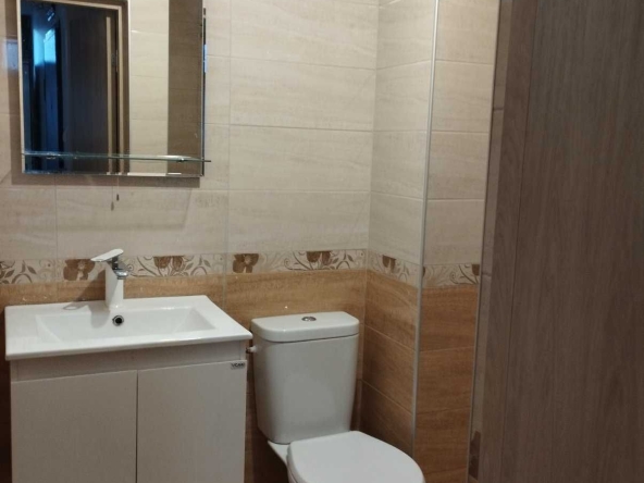 Дава се под наем Едностаен апартамент в Плевен, Дружба 3 - 45 кв.м за 306 € - Снимка #1