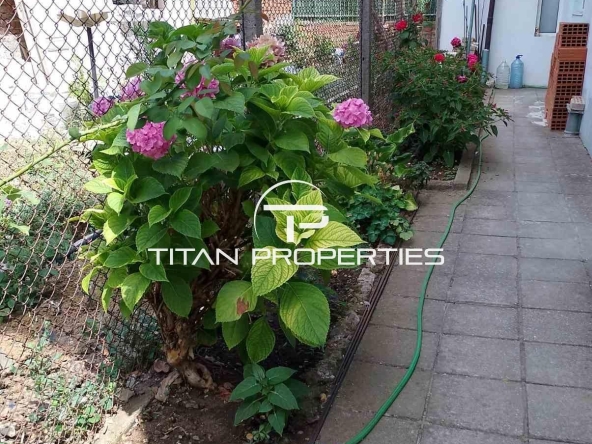 Етаж от къща в Царево - 113 кв.м за 1593 €/кв.м - Снимка #1