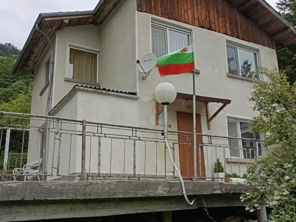 Къща в Габрово, Център - 110 кв.м за 603 €/кв.м - Снимка #1