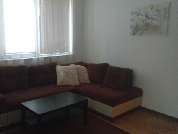 Дава се под наем Двустаен апартамент в София, Център - 60 кв.м за 448.8 € - Снимка #1