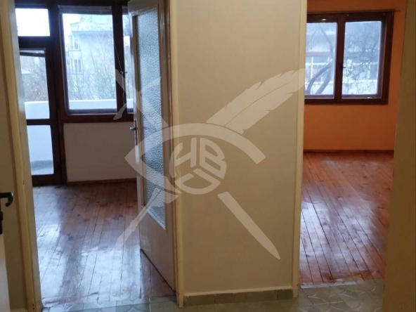 Двустаен апартамент в Бургас, Възраждане - 72 кв.м за 992 €/кв.м - Снимка #1