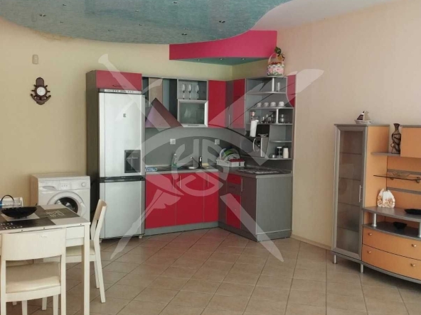 Двустаен апартамент в к.к. Слънчев бряг - 110 кв.м за 649 €/кв.м - Снимка #1