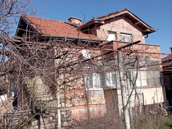 Къща в с. Главатар, Област Пловдив - 120 кв.м за 213 €/кв.м - Снимка #1