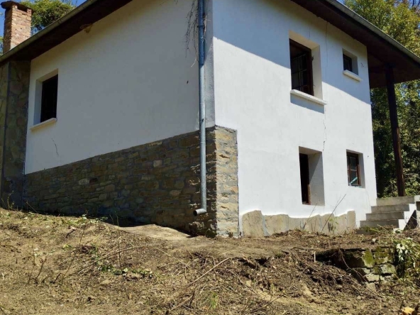 Къща в Априлци - 102 кв.м за 307 €/кв.м - Снимка #1