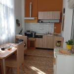 Дава се под наем Двустаен апартамент в Варна, Център - 75 кв.м за 598.23 € - Снимка #1