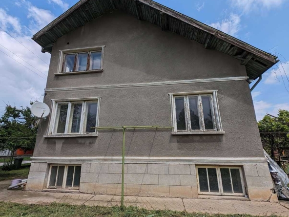 Къща в Борово - 224 кв.м за 88 €/кв.м - Снимка #1