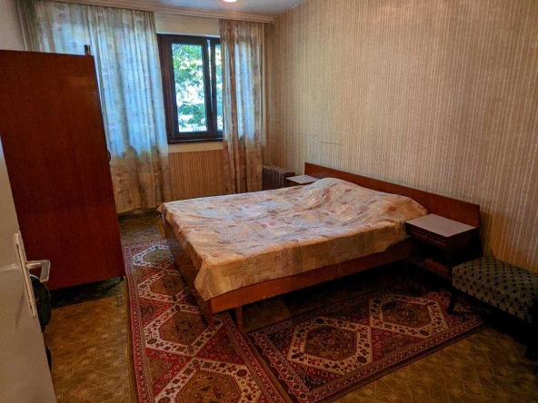 Тристаен апартамент в Бургас, Център - 90 кв.м за 1389 €/кв.м - Снимка #1