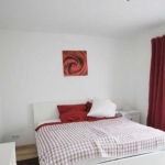 Дава се под наем Тристаен апартамент в Пловдив, Старият град - 90 кв.м за 255 € - Снимка #1