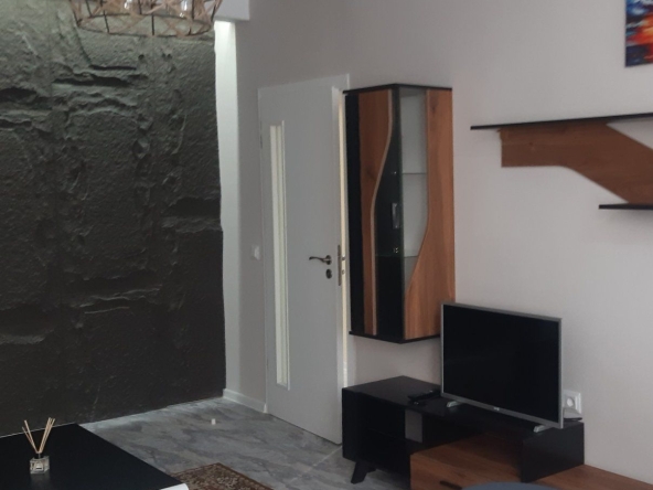 Дава се под наем Двустаен апартамент в Пловдив, Тракия - 63 кв.м за 568.14 € - Снимка #1