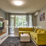 Дава се под наем Четиристаен апартамент в Пловдив, Център - 102 кв.м за 650 € - Снимка #1