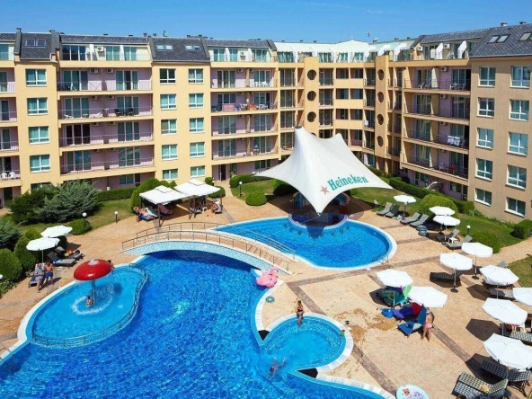 Двустаен апартамент в к.к. Слънчев бряг - 63 кв.м за 1072 €/кв.м - Снимка #1