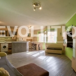 Двустаен апартамент в Пловдив, Център - 75 кв.м за 1334 €/кв.м - Снимка #1