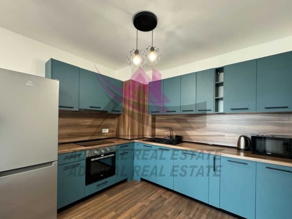 Дава се под наем Двустаен апартамент в Варна, Победа - 52 кв.м за 698.19 € - Снимка #1