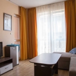 Дава се под наем Двустаен апартамент в Бургас, Център - 75 кв.м за 400 € - Снимка #1