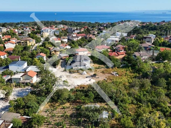 Парцел в Варна, м-т Евксиноград - 3500 кв.м за 102 €/кв.м - Снимка #1