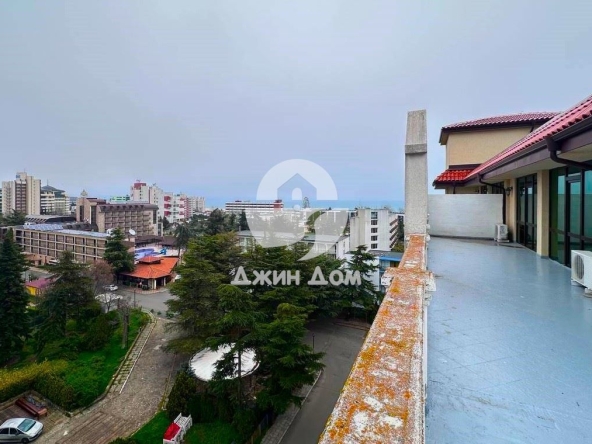 Тристаен апартамент в к.к. Слънчев бряг - 120 кв.м за 1292 €/кв.м - Снимка #1