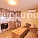 Дава се под наем Двустаен апартамент в Пловдив, Кършияка - 65 кв.м за 380 € - Снимка #1