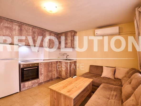 Дава се под наем Двустаен апартамент в Пловдив, Кършияка - 65 кв.м за 380 € - Снимка #1