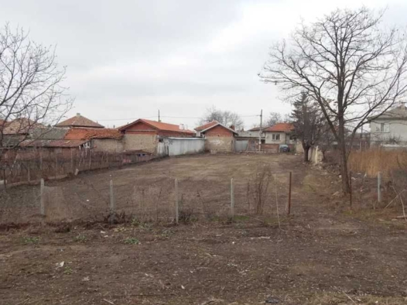 Парцел в с. Конуш, Област Пловдив - 730 кв.м за 21 €/кв.м - Снимка #1