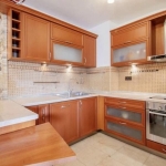 Дава се под наем Тристаен апартамент в София, Бъкстон - 120 кв.м за 1296.42 € - Снимка #1