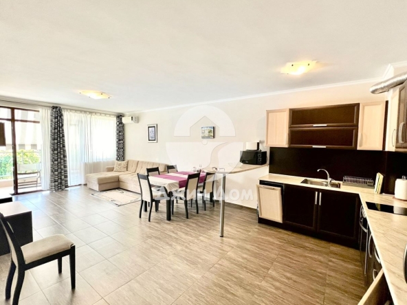 Тристаен апартамент в Свети Влас - 125 кв.м за 1120 €/кв.м - Снимка #1