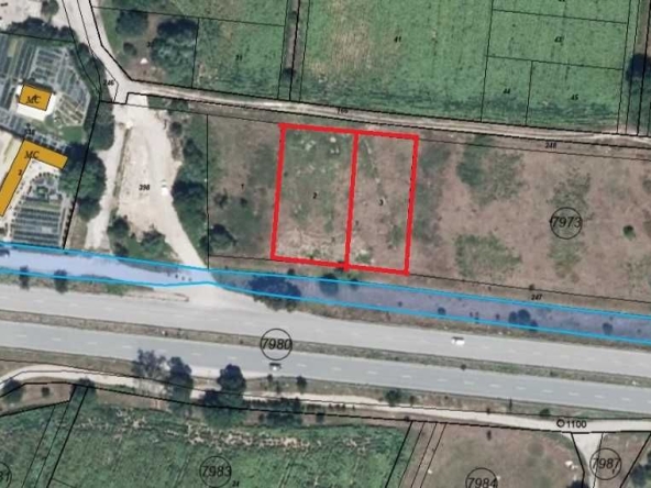 Парцел в с. Долни Богров, Област София-град - 2100 кв.м за 120 €/кв.м - Снимка #1