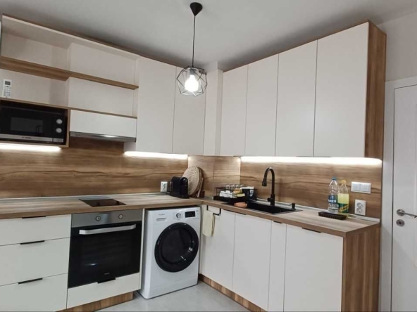 Дава се под наем Двустаен апартамент в Варна, Операта - 60 кв.м за 700 € - Снимка #1