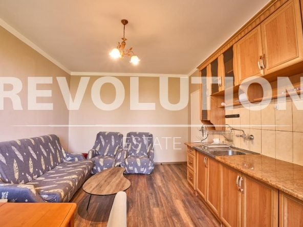 Дава се под наем Тристаен апартамент в Пловдив, Христо Смирненски - 65 кв.м за 485 € - Снимка #1