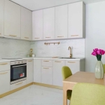 Дава се под наем Тристаен апартамент в София, Гео Милев - 60 кв.м за 765 € - Снимка #1