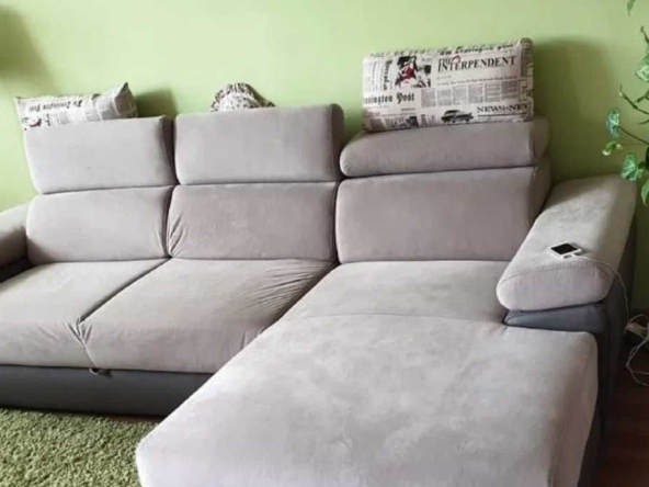 Дава се под наем Тристаен апартамент в Пловдив, Център - 100 кв.м за 328.95 € - Снимка #1