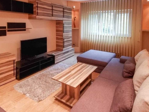 Дава се под наем Двустаен апартамент в Пловдив, Беломорски - 60 кв.м за 214.2 € - Снимка #1