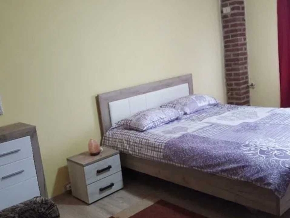 Дава се под наем Едностаен апартамент в Пловдив, Център - 60 кв.м за 183.6 € - Снимка #1