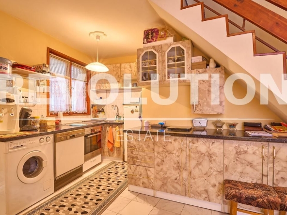 Къща в Пловдив, Център - 68 кв.м за 1148 €/кв.м - Снимка #1