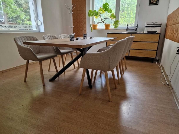 Дава се под наем Офис в Варна, Център - 18 кв.м за 334.05 € - Снимка #1