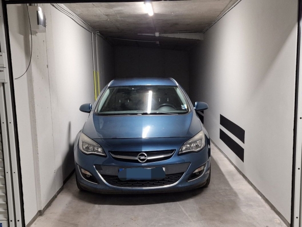 Дава се под наем Гараж / Паркомясто в София, Хаджи Димитър - 28 кв.м за 204 € - Снимка #1