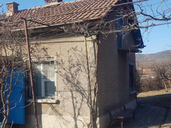 Къща в Бобов дол - 80 кв.м за 254 €/кв.м - Снимка #1