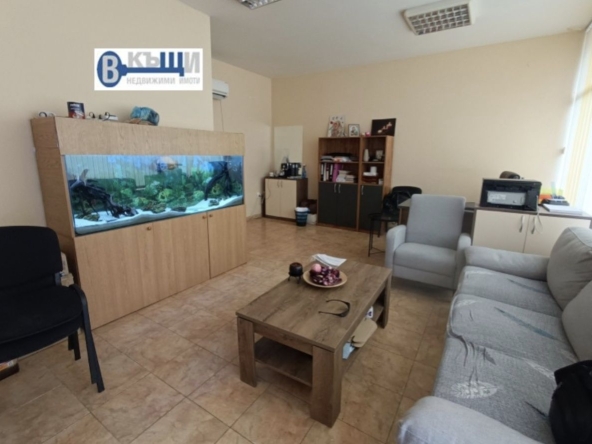 Дава се под наем Офис в Велико Търново, Колю Фичето - 40 кв.м за 228.99 € - Снимка #1