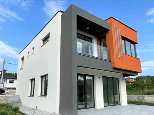 Къща в Варна, м-т Ментешето - 183 кв.м за 1476 €/кв.м - Снимка #1