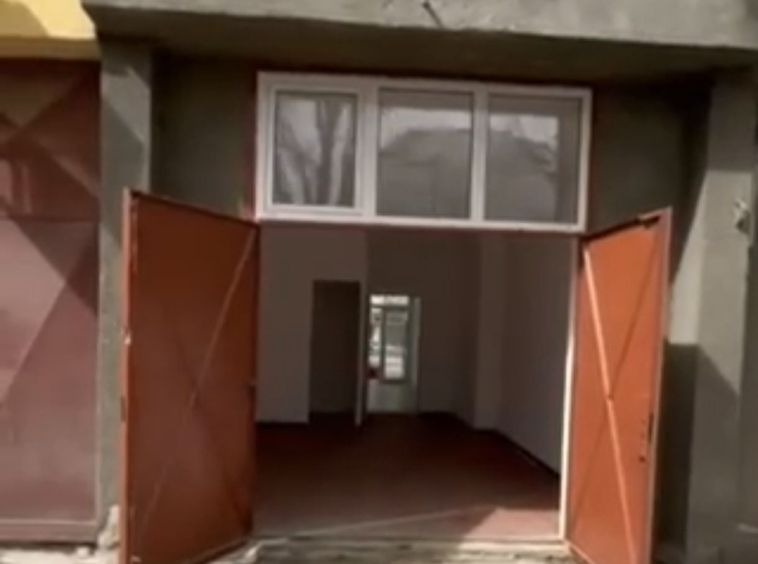 Дава се под наем Гараж / Паркомясто в София, Зона Б-18 - 25 кв.м за 189.21 € - Снимка #1