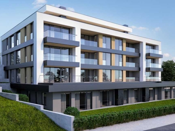 Тристаен апартамент в Казанлък - 88 кв.м за 708 €/кв.м - Снимка #1