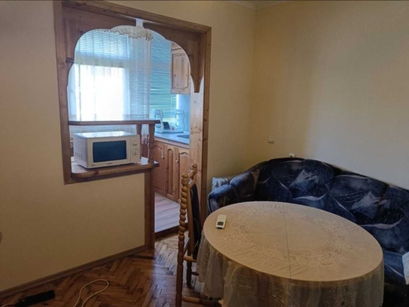 Дава се под наем Едностаен апартамент в Казанлък - 45 кв.м за 248.88 € - Снимка #1